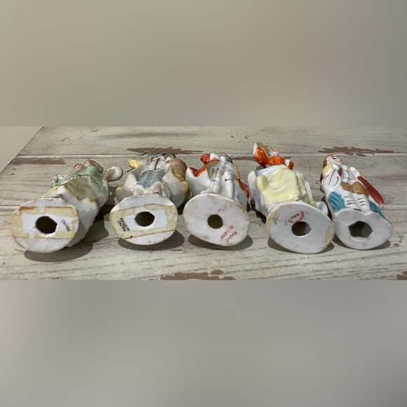 5 Vintage Japan Hand Painted Porcelain Bisque Figurines - Picture 4 of 4